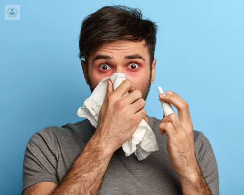 ¿Qué es la Rinitis Alérgica y qué síntomas presenta?