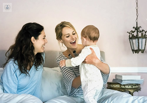 recepcion-de-ovulos-de-la-pareja-la-maternidad-compartida imagen de artículo