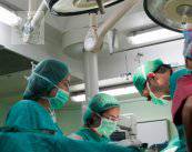 Cirugía torácica mínimamente invasiva: ventajas contra la cirugía convencional