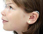 Aparatos auditivos: funcionamiento, tipos, síntomas y cuidados
