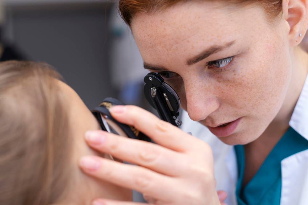 microscopia-especular-estudio-mide-salud-de-la-cornea imagen de artículo