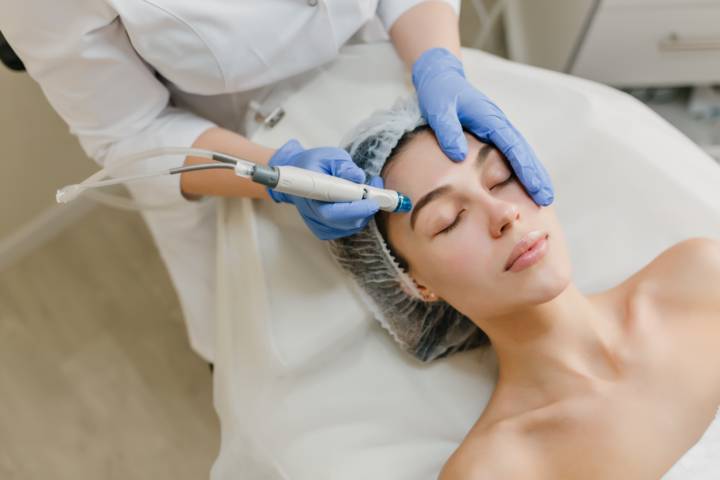 hidrafacial-una-limpieza-facial-de-grado-medico-para-una-piel-radiante imagen de artículo