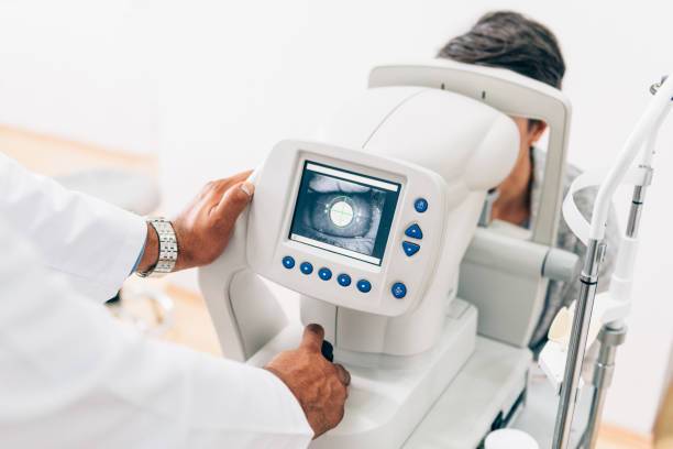tratamiento-avanzado-del-queratocono-estrategia-personalizada-con-implante-de-anillos-intracorneales-y-crosslinking-corneal imagen de artículo