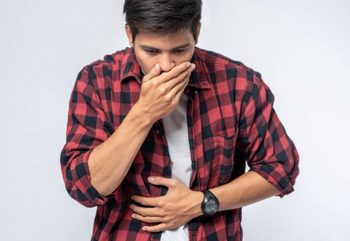 reflujo-causas-sintomas-como-prevenir-enfermedad-digestiva-cronica imagen de artículo