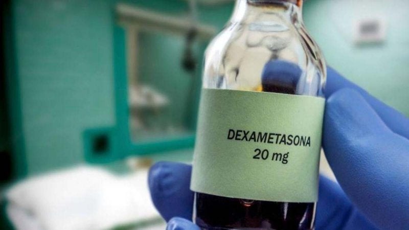 dexametasona en pacientes críticos coronavirus