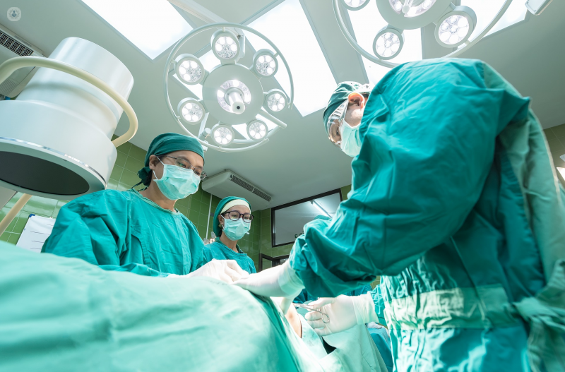 La artroscopia de tobillo es una técnica quirúrgica mínimamente invasiva 