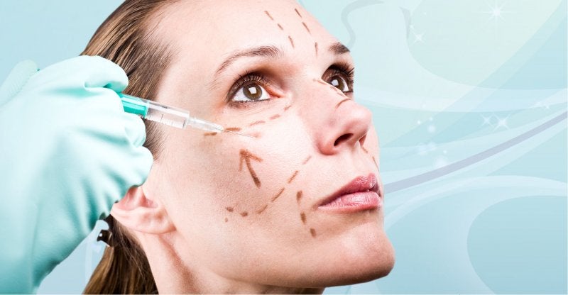 Cirugía Plástica Facial: qué es, síntomas y tratamiento