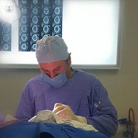 Dr. Adrián Aguilera Lorenzini 