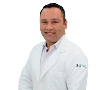 Dr. Andrés Aguilar Flores  