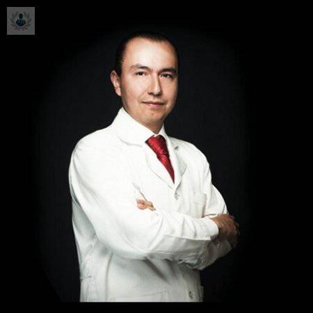 Dr. César Augusto Vega López 