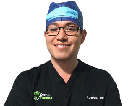 Dr. Juan Bernardo Luna Flores 