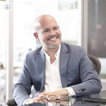 Dr. Román Carvajal García 